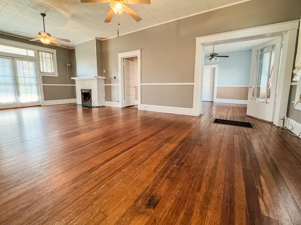 1000 N 19th St, Waco, TX 76707