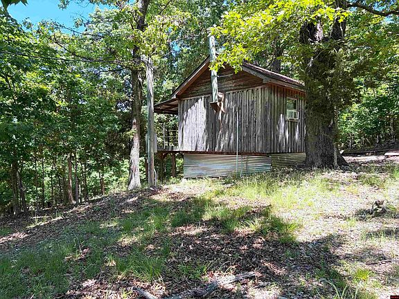 2nd image of 412 Longway Dr