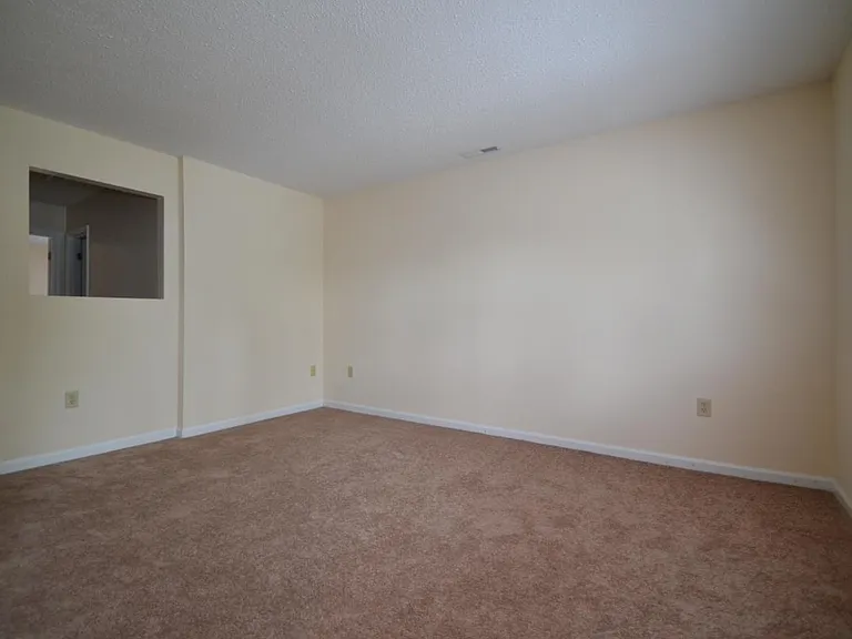116 Carman Ave #4 — Photo 6