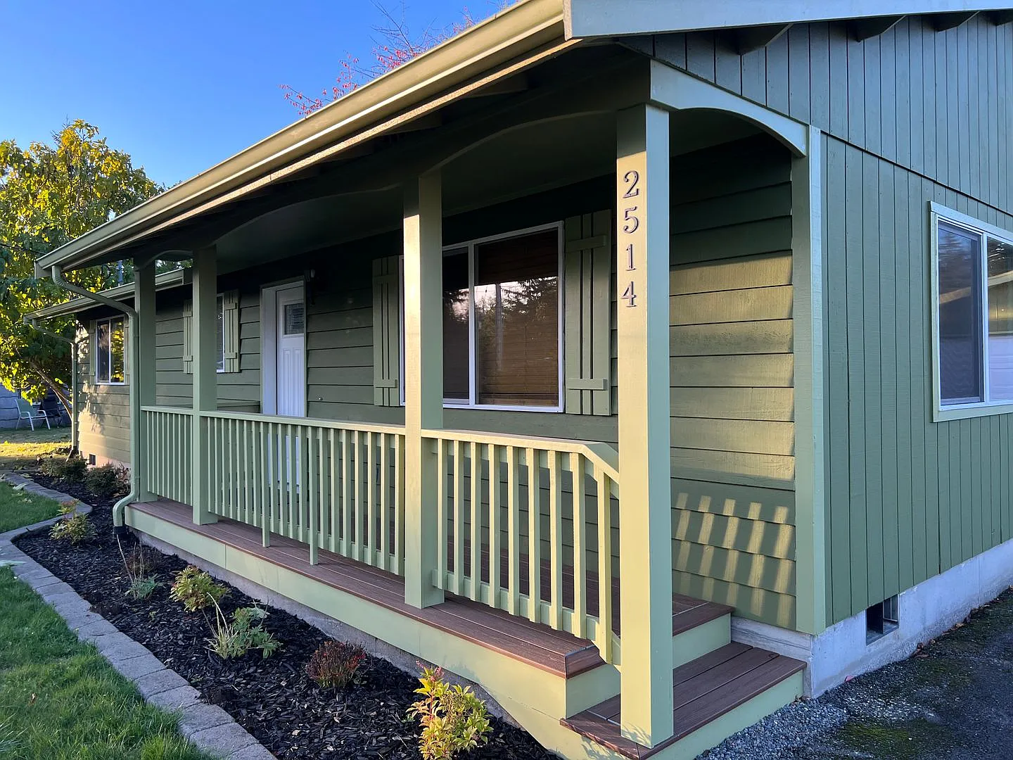 Move in ready home, with lake access — Photo 3