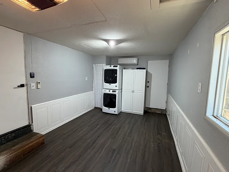 638 Palm Ave — Photo 17