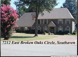 7212 E Broken Oak Cir, Southaven, MS 38672