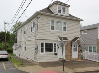 1 West St #2, Elmwood Park, NJ 07407