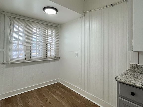 5th image of 420 E 4th Ave #1
