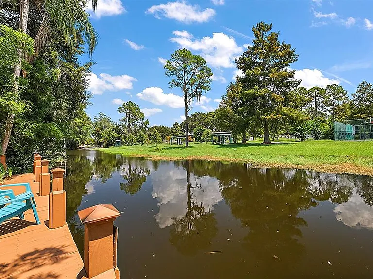 507 Lakeshore Dr — Photo 45