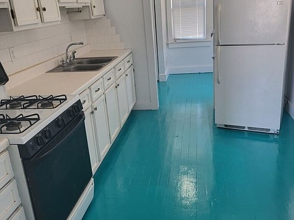 4th image of 714 Austin Ave