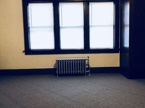 52F11076-12FC-42FB-916A-A13A8D0EE443