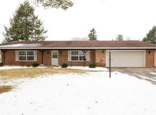 4863 Temple St, Springfield, OH 45502