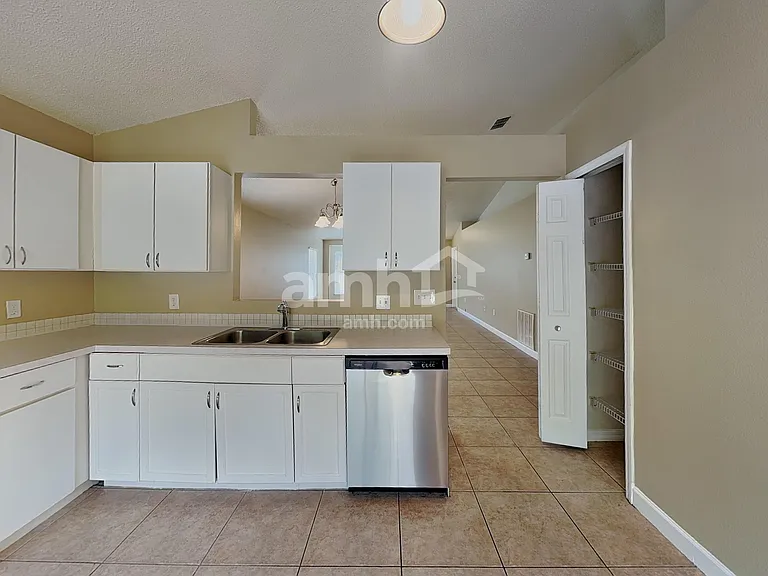 10541 Rocking A Run — Photo 3