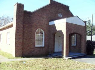 1027 Starnes Rd, McComb, MS 39648