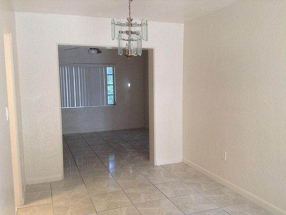 4th image of 2211 Fleetwood Ct