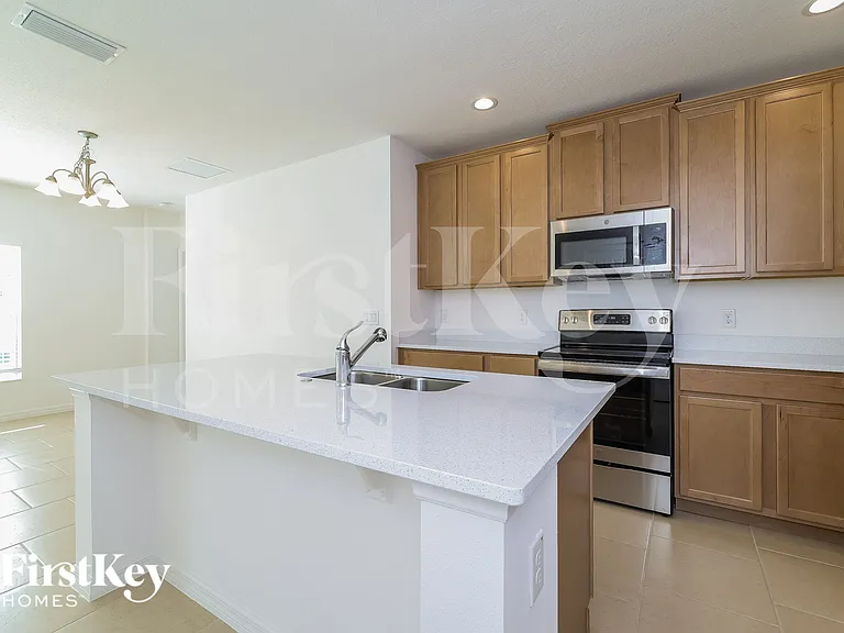 705 Fiddlesticks Dr — Photo 7