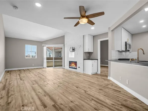 3605 E Anaheim St Unit 420, Long Beach, CA 90804