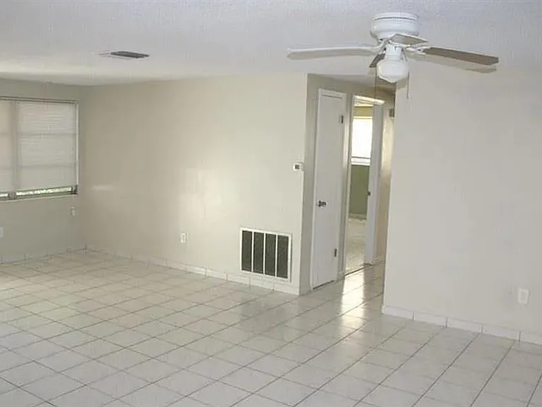 3742 Darlington Rd — Photo 4