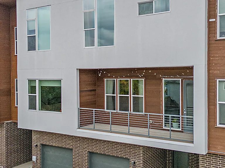 9060 Corsair Pl — Photo 3
