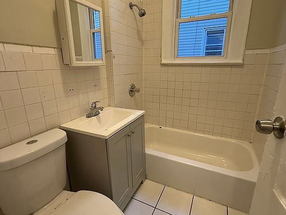2nd image of 258 Munn Ave #1L
