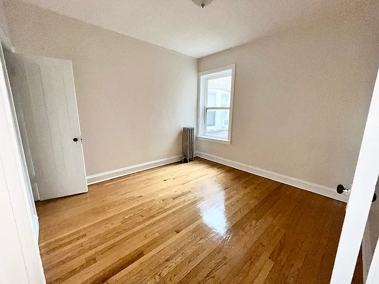 2140 N Kildare Ave #3 — Photo 7