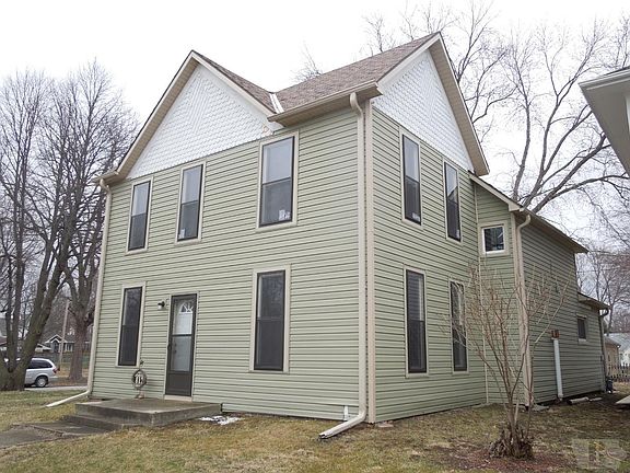 4th image of 812 Iowa Ave