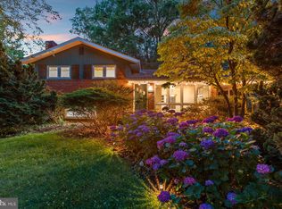 9706 Brixton Ln, Bethesda, MD 20817