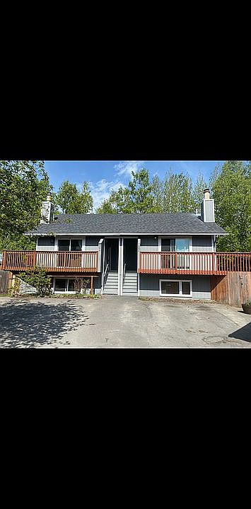 2nd image of 354 Deerfield Dr