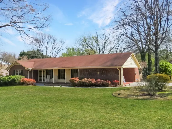 2701 Fernvalley Rd, Marietta, GA 30066