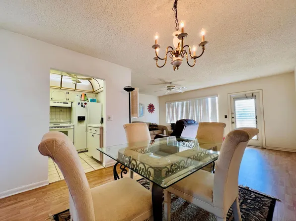 323 Southampton B, West Palm Beach, FL 33417