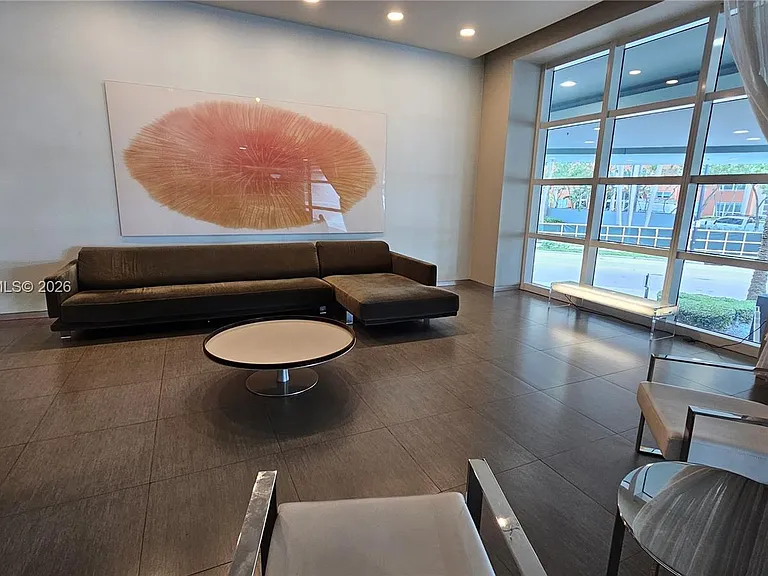1900 N Bayshore Dr #3019 — Photo 15