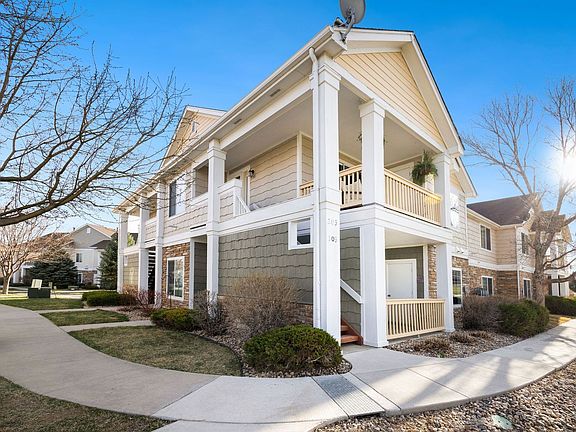 2nd image of 4645 Hahns Peak Dr Unit 203