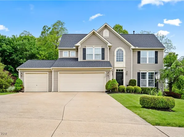 4527 Lexington Ridge Dr, Medina, OH 44256