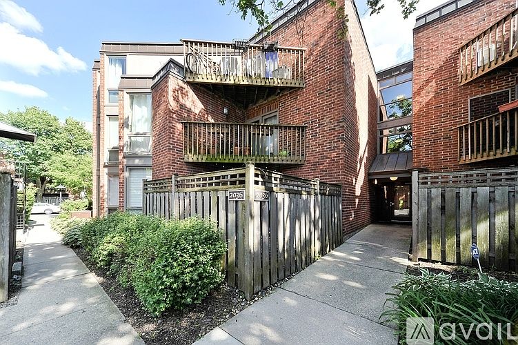 1st image of 2036 N Larrabee St APT 8107