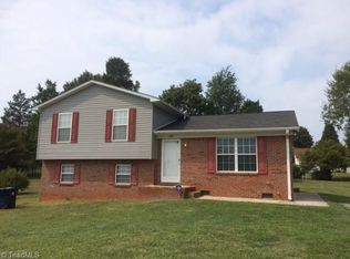 106 Murphy Dr, Lexington, NC 27295
