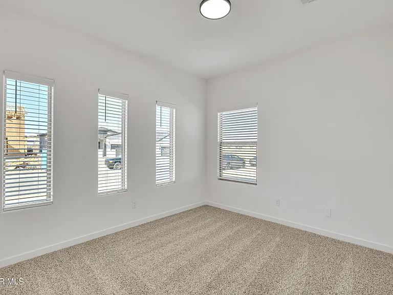 12716 Middlesbrough Ave — Photo 6