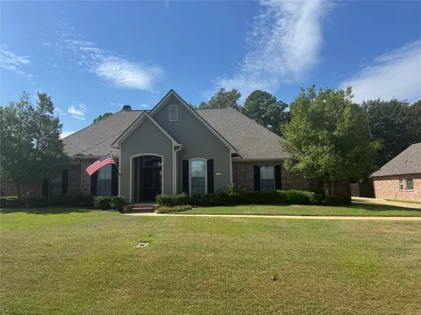 1796 Turning Leaf Trl, Haughton, LA 71037