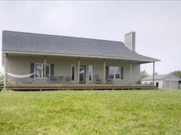742 N 16th St, Otsego, MI 49078