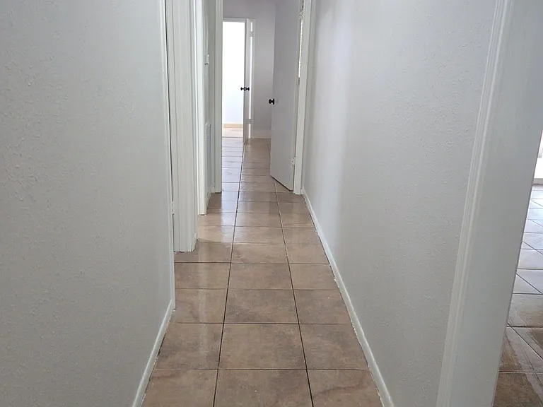 330 Ballantrae Ln — Photo 21