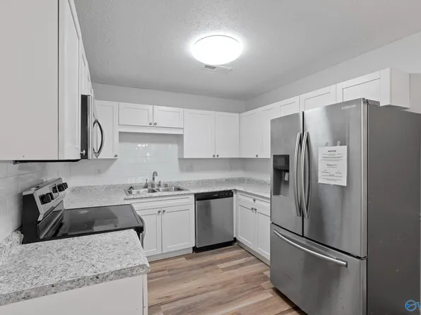 2225 Golf Rd SW APT 304, Huntsville, AL 35802