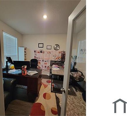 4th image of 23535 Wrexham St