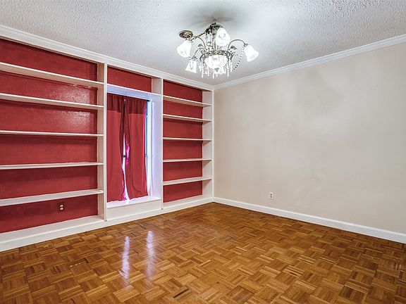 3rd image of 1620 Mamie Rd