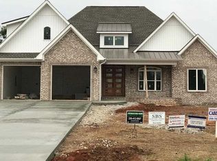 2093 Sky Park Rd, Florence, AL 35634