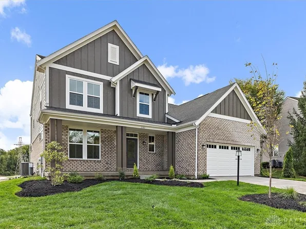 2387 Forest Oaks Dr, Beavercreek, OH 45431