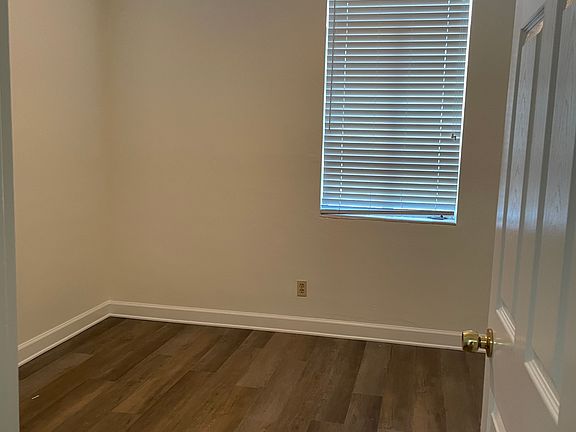 2nd image of 1222 James St #4