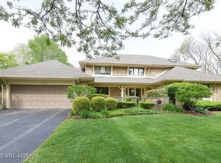 11554 Ridgewood Ln, Burr Ridge, IL 60527