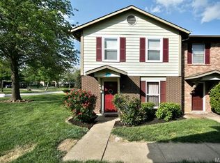 45 Park Charles Blvd N, Saint Peters, MO 63376