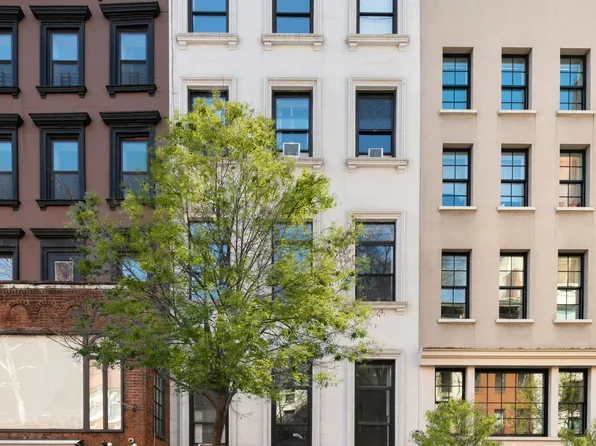 130 East 61st Street