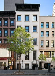 130 East 61st Street in Lenox Hill