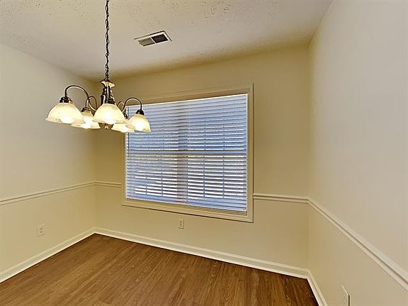 5th image of 6029 Nautical St