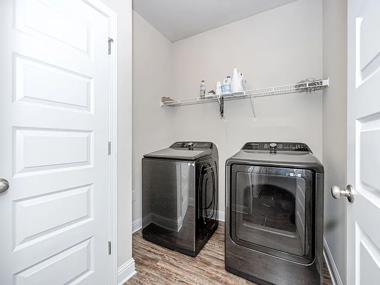 10630 Harvest Dr — Photo 32