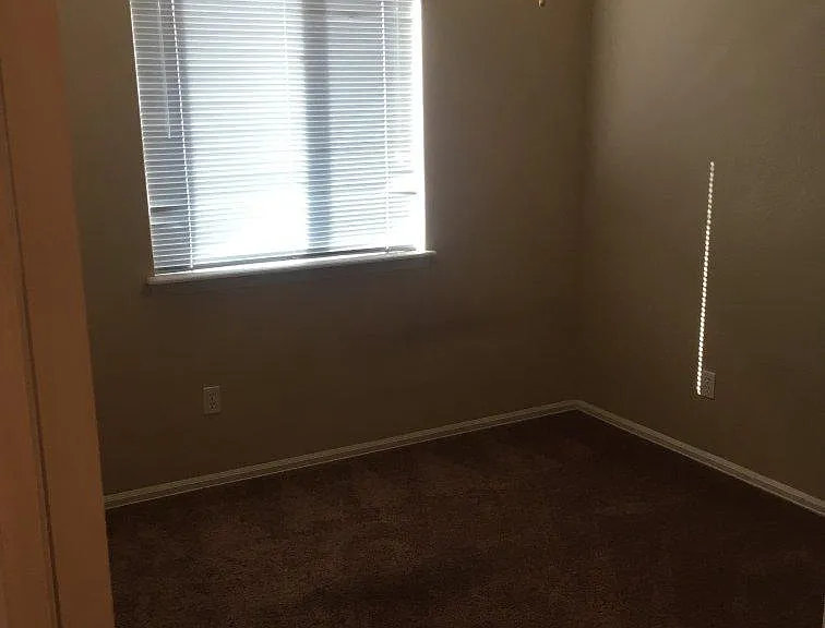 7628 Canyon Oak Dr — Photo 10