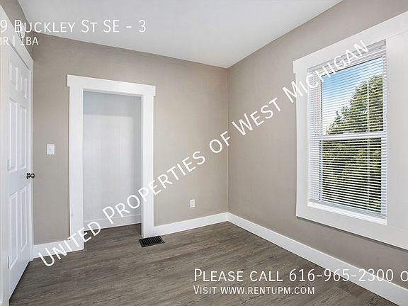 3rd image of 49 Buckley St SE #3