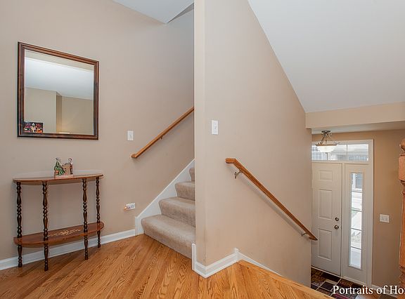 2nd image of 1432 S Fairfield Ave